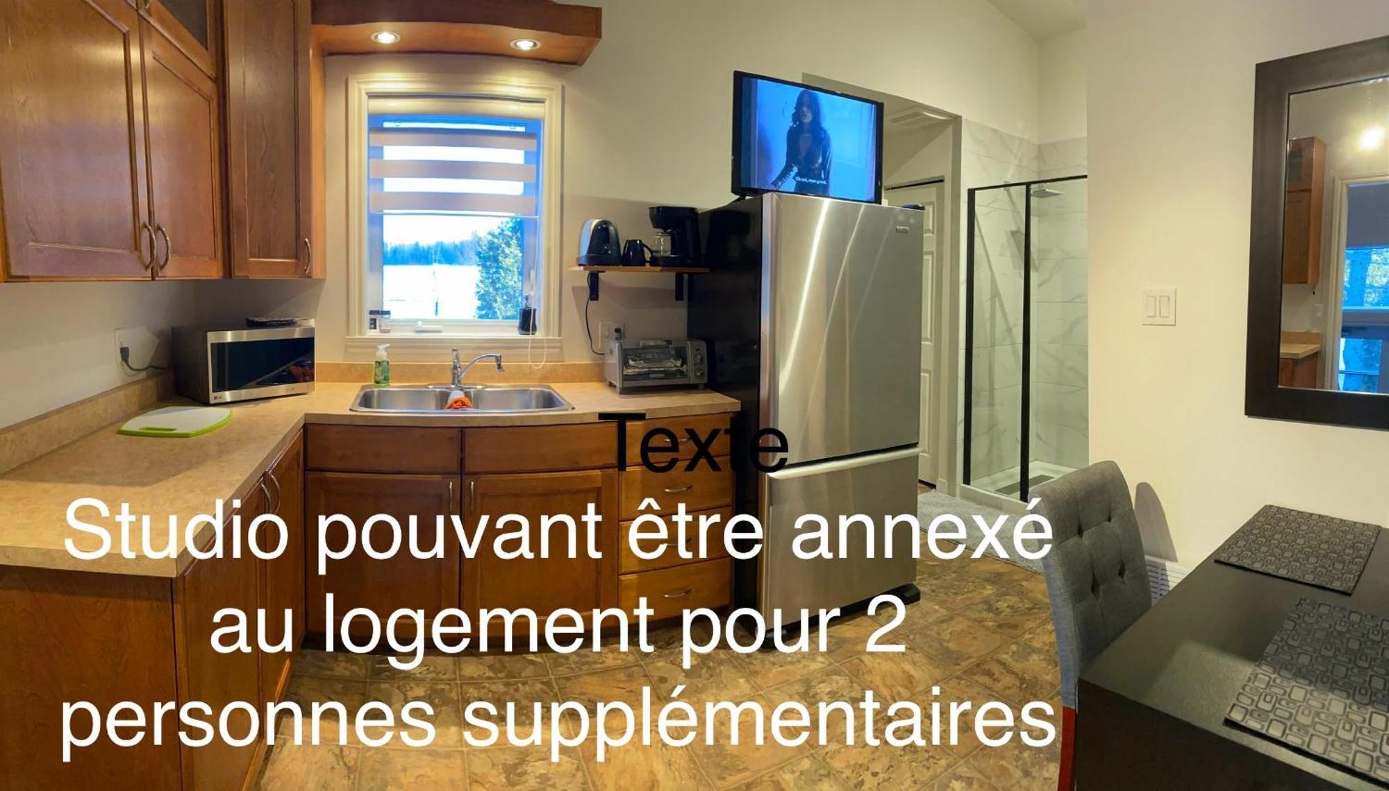 Logement 3 ,5 Entierement Prive Lac-Mégantic Eksteriør billede